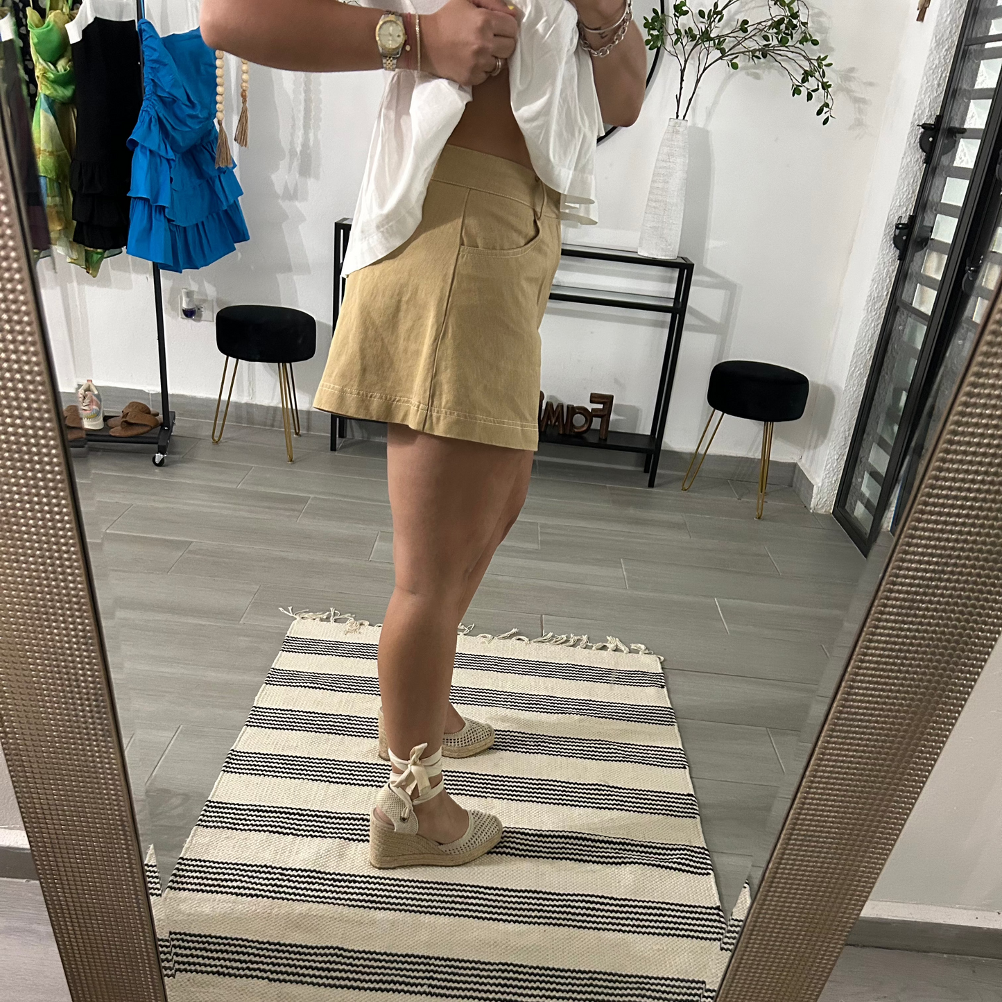 Mustard Mood Short