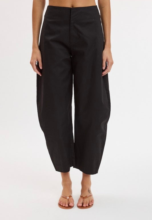 Essential Barrel Pants